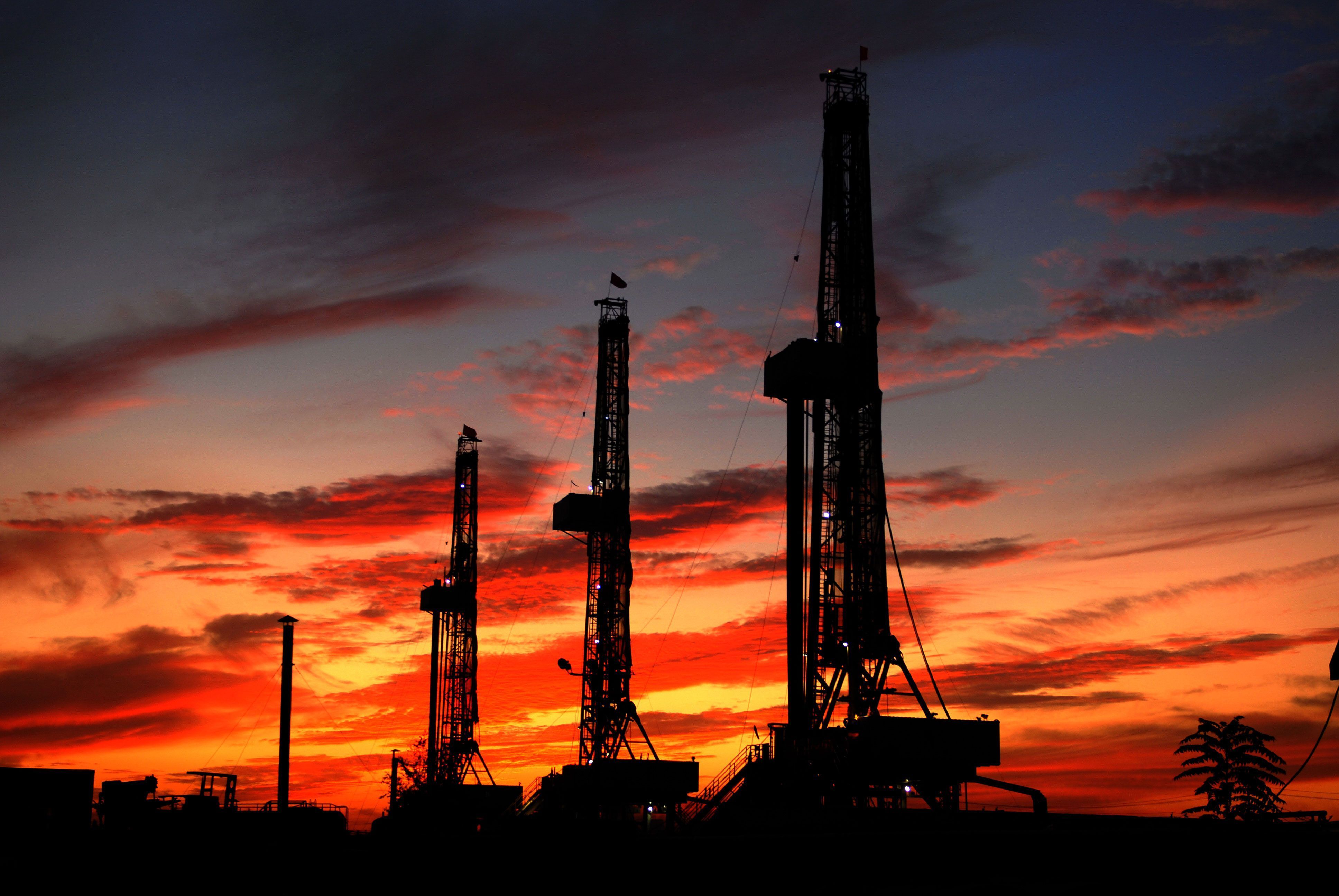 wp7902098-oil-gas-wallpapers.jpg